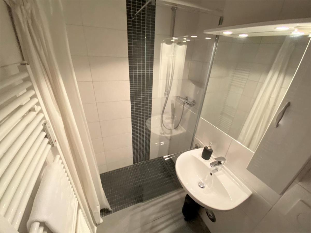 Exclusives Apartment In Bestlage +Netflix +Boxspring Bad Füssing Kültér fotó